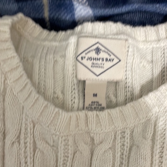 Two Sweaters (Women’s) - Picture 4 of 4